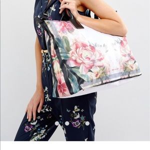 🎉Ted Baker London Bag🎉 Host Pick🎉